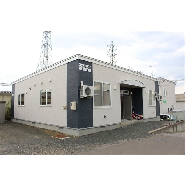 ファミールとん田西 Iの外観画像