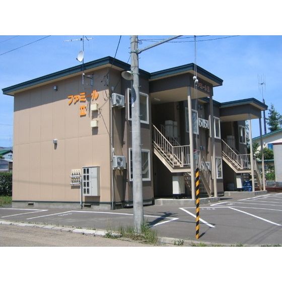 ファミールIIの外観画像