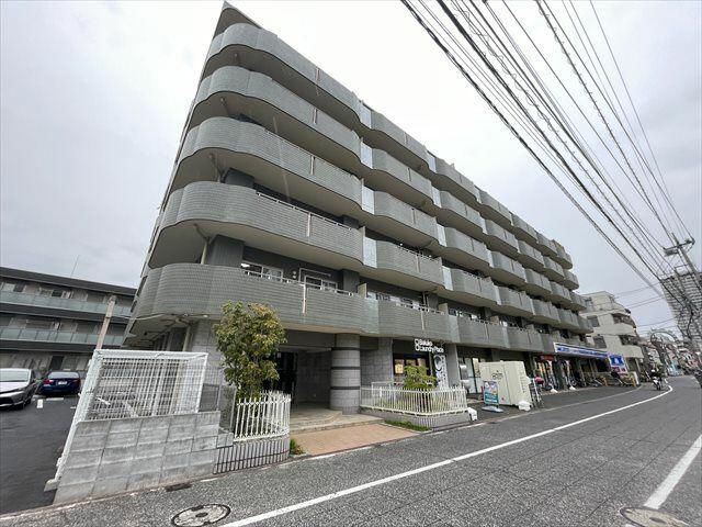 サン・ベルデュールの外観画像