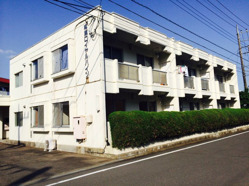 成瀬ロイヤルハイツIIの外観画像