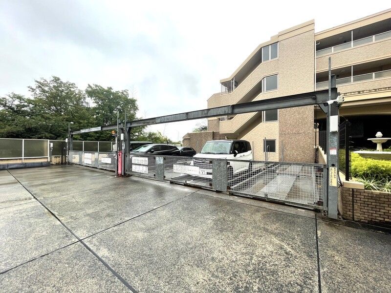 ランドシティ玉川学園ロイヤルテラスの外観画像