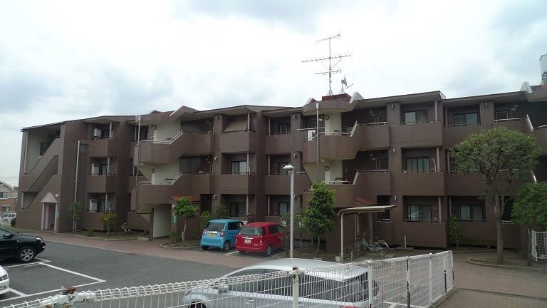 岩澤マンションの外観画像