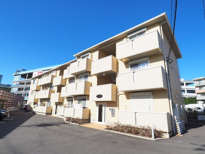 アンバサルの外観画像