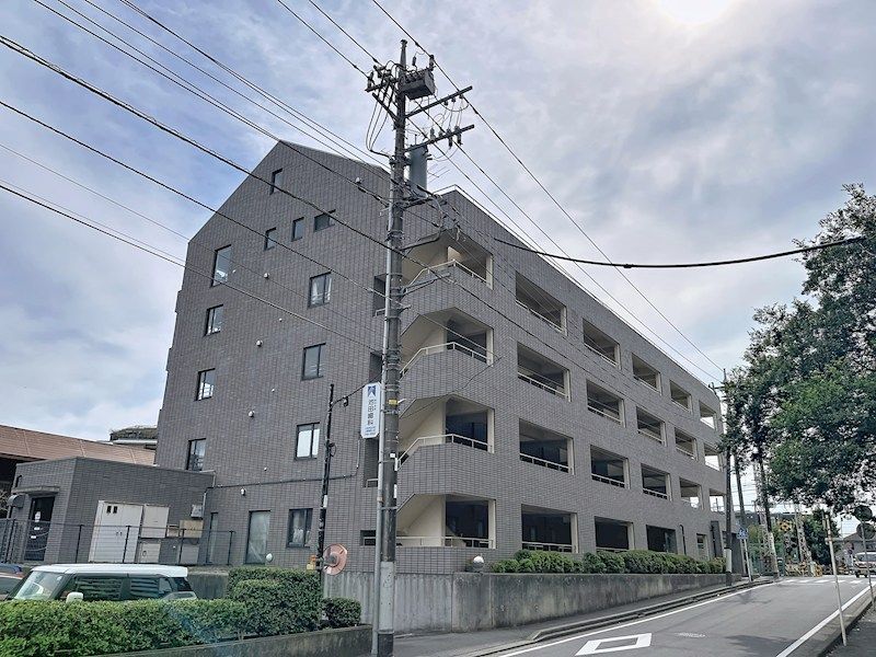 サザントゥリー東林間の外観画像