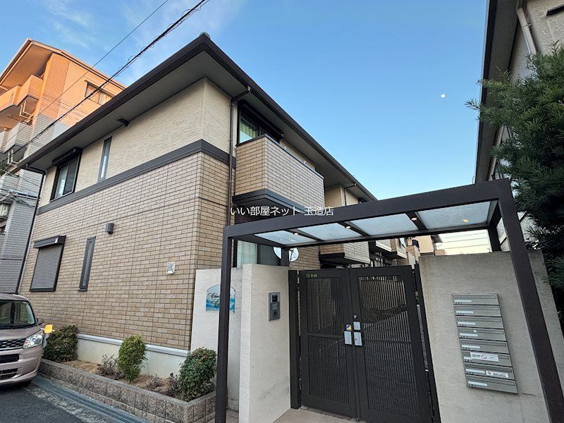 シャルマンシャトレーの外観画像
