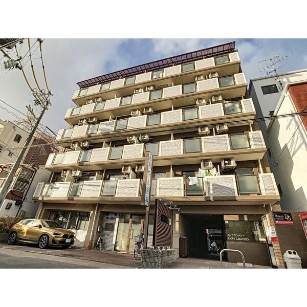 プレアール中宮IIIの外観画像