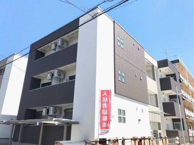 フジパレス河内花園III番館の外観画像