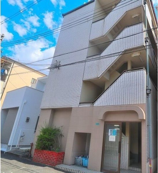 井ノ上マンションの外観画像