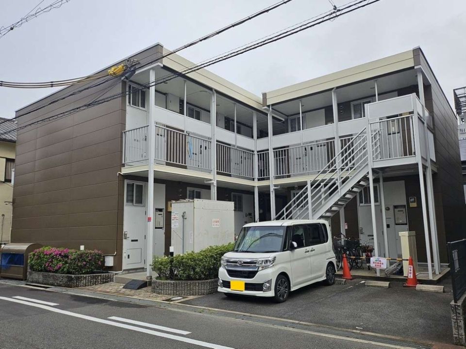 レオパレス諏訪の外観画像