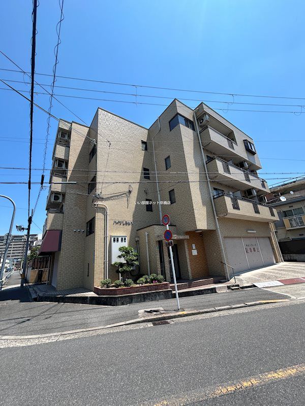 ハイツしらゆりの外観画像