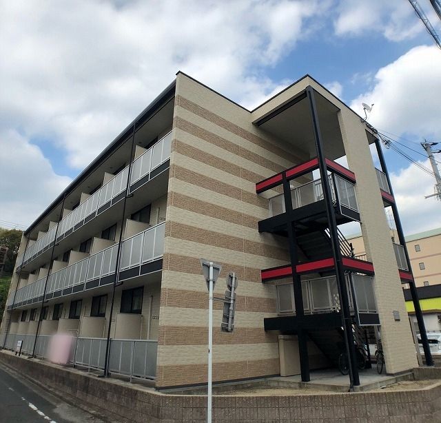 レオパレスgrowの外観画像