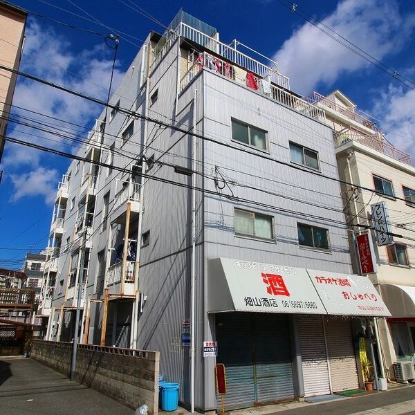 中央マンションの外観画像