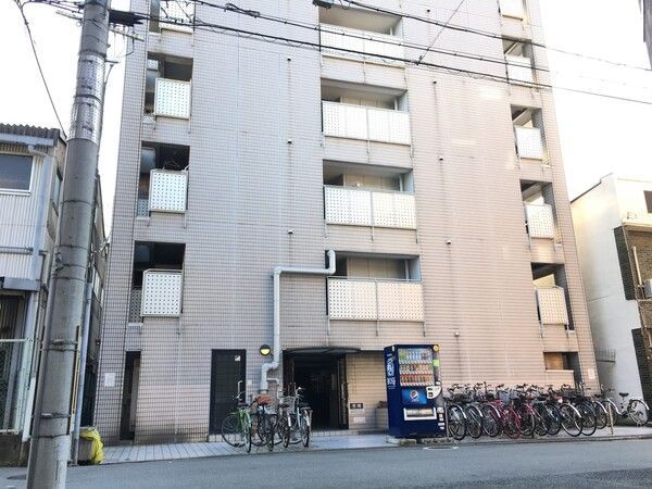 エアリーコート小阪の外観画像