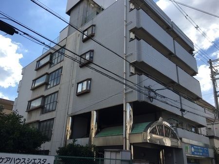 ウイステリア長居西の外観画像