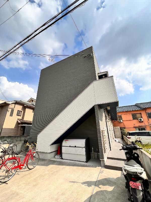 clémentine(クレモンティーヌ)の外観画像