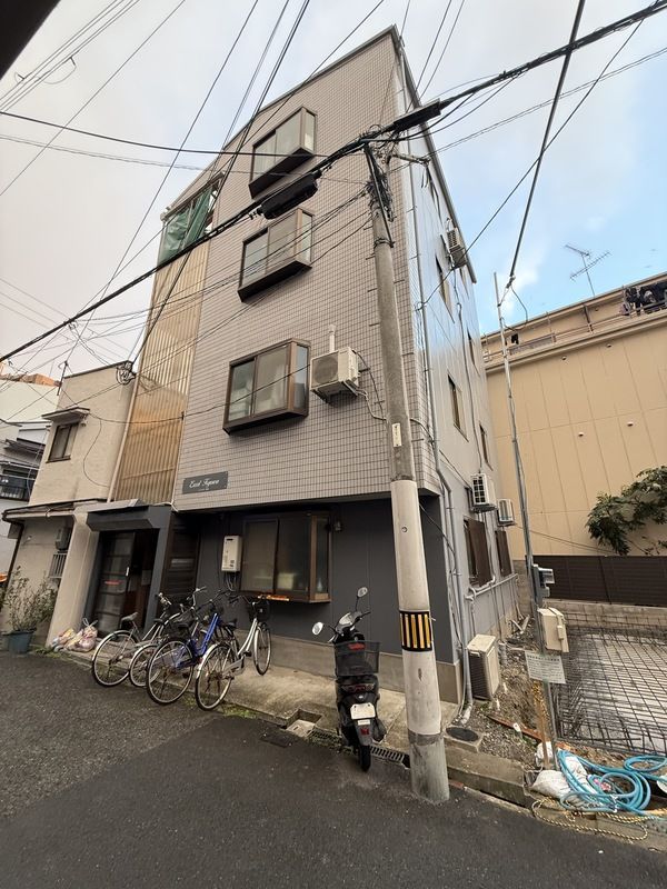エクセル共和の外観画像
