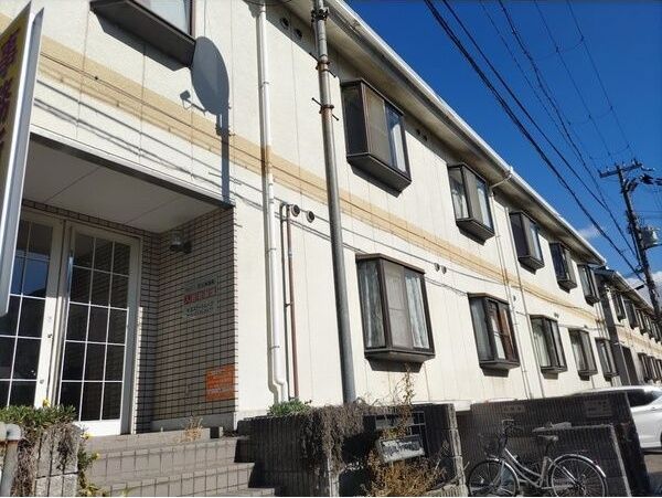 西新町ハイツ1号館の外観画像