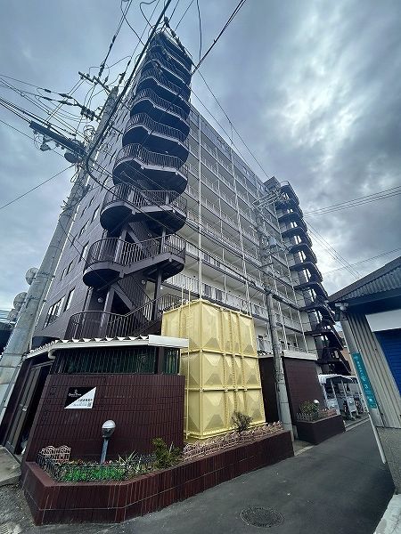 コンフォール長吉の外観画像