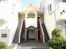 レオパレス松田の外観画像