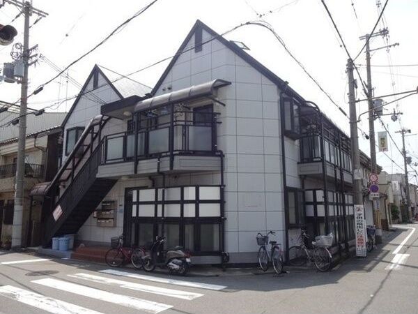 メロディーハイム小阪の外観画像