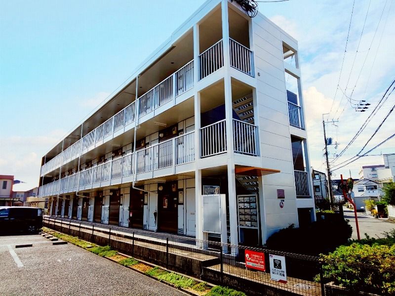 レオパレスパルフェIIの外観画像