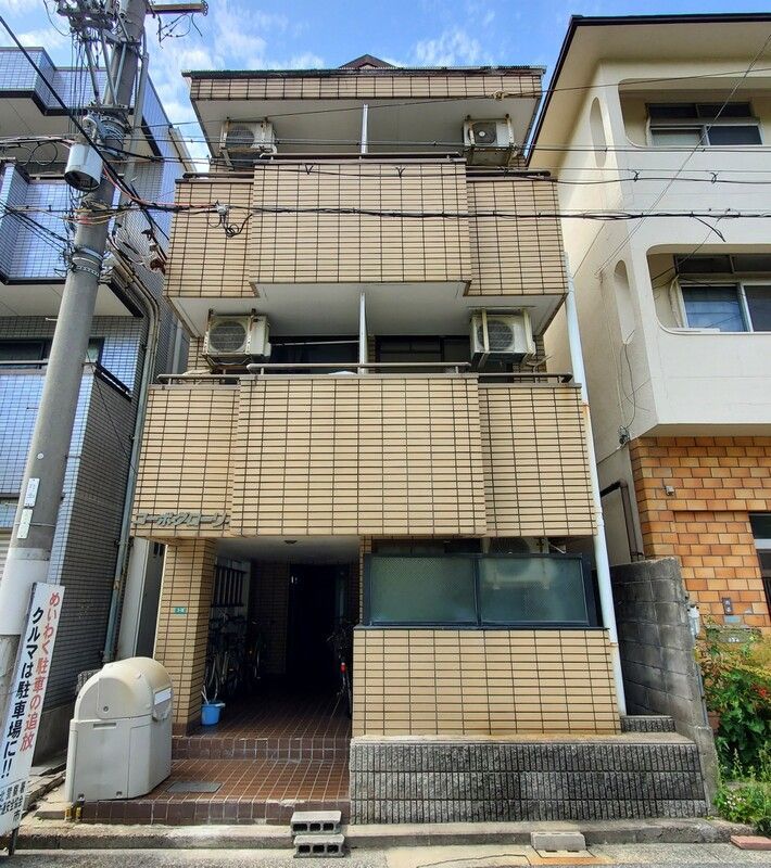 コーポグローリーの外観画像