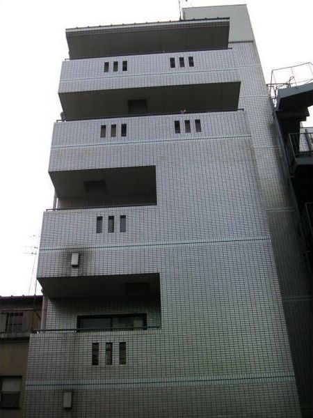 島之内八幡屋ビルの外観画像