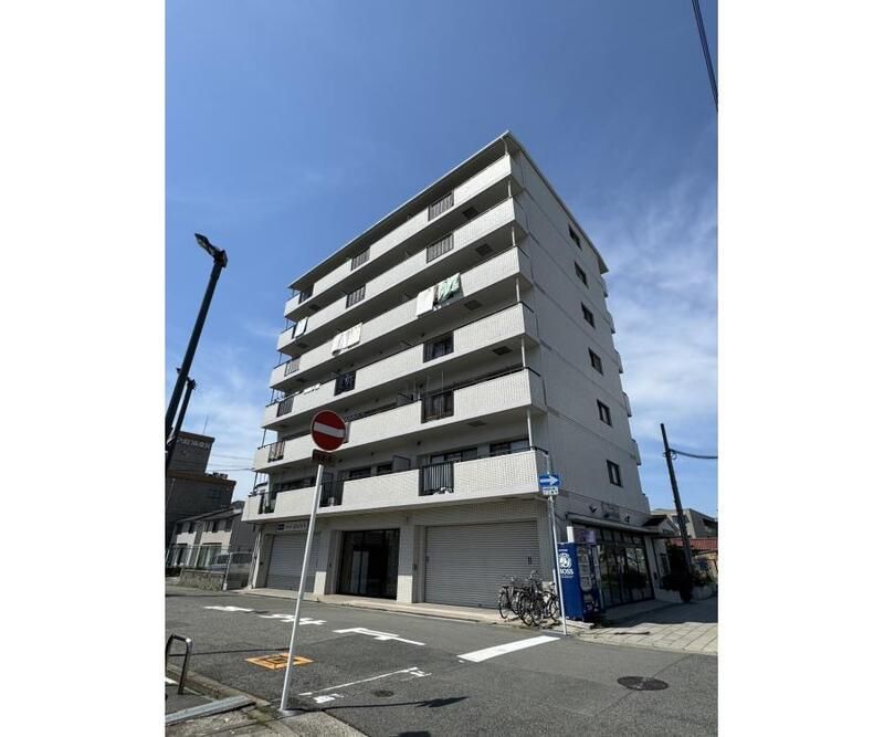 片岡マンションFOURの外観画像