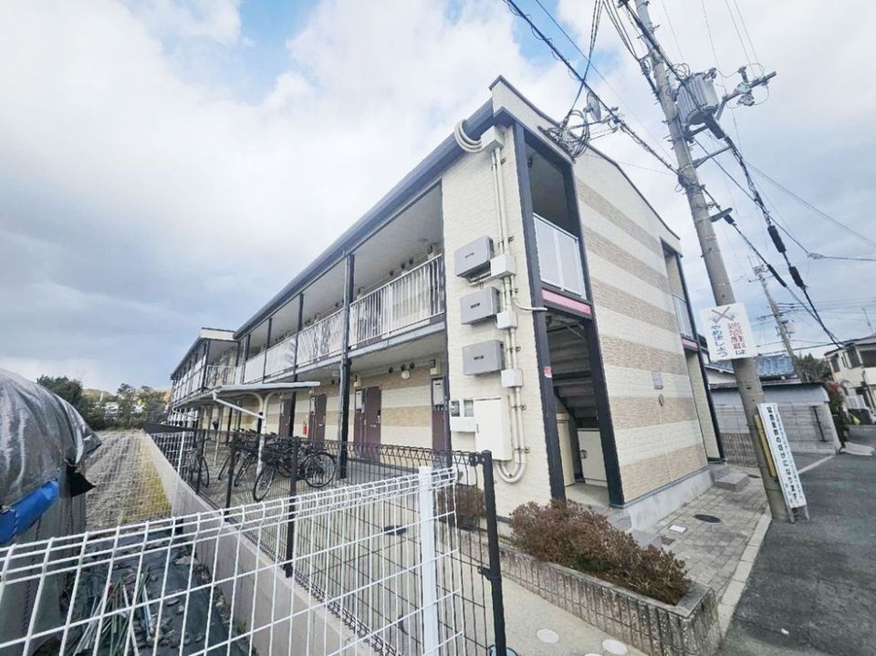 レオパレスプランタの外観画像