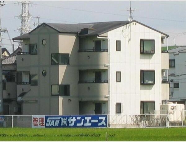 グリーンフィールドの外観画像