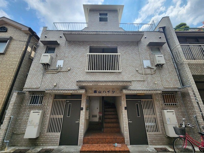 西山ハイツの外観画像