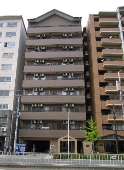 ロイヤルクイーンズパークの外観画像
