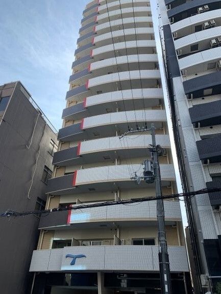 セレニテ堺筋本町プリエの外観画像