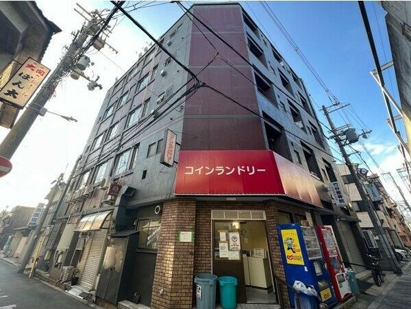 川辺ビルの外観画像