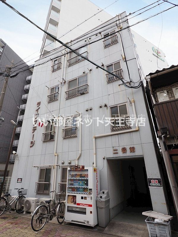 ライフステージ二番館の外観画像
