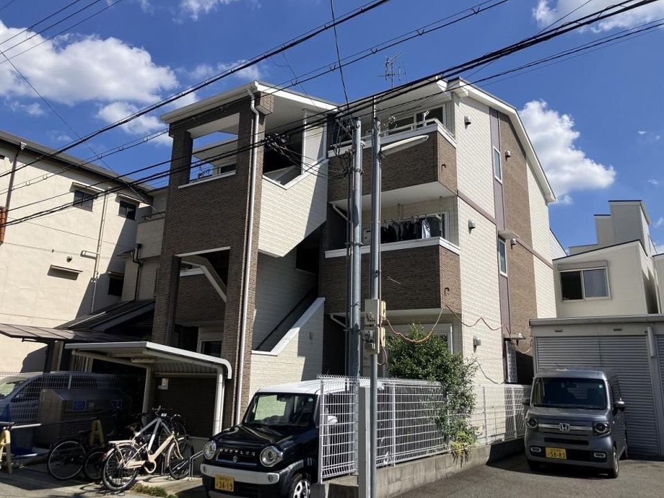 シェリールヒラノの外観画像