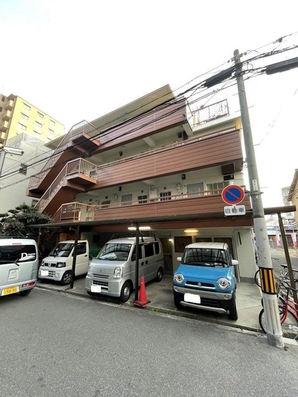 ウスヰマンションの外観画像