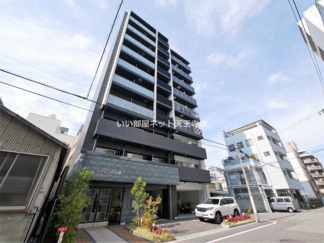 ララプレイス難波メティスの外観画像