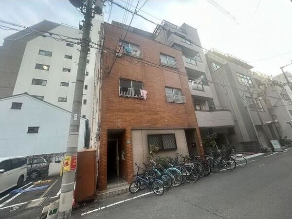 松岡マンションの外観画像