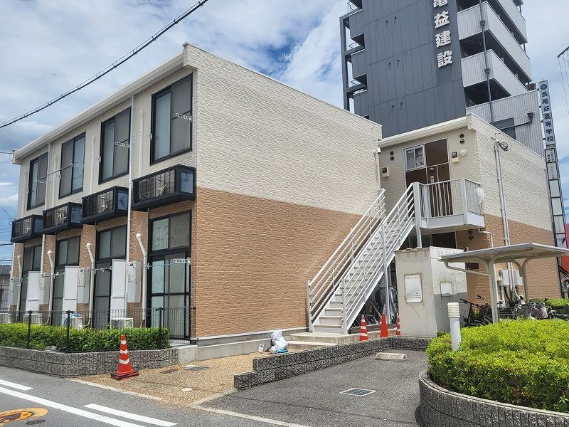 レオパレス大宮の外観画像