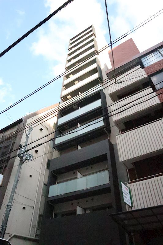 ブリリアントジュネス本町の外観画像