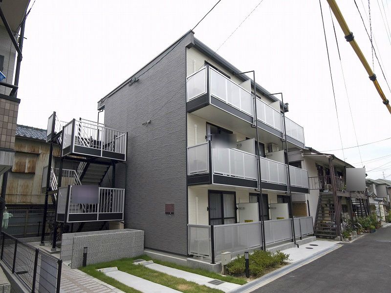 レオパレスビスタリー清の外観画像
