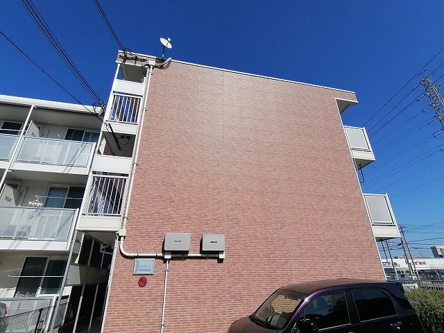 レオパレスデイジーヴィラIIの外観画像