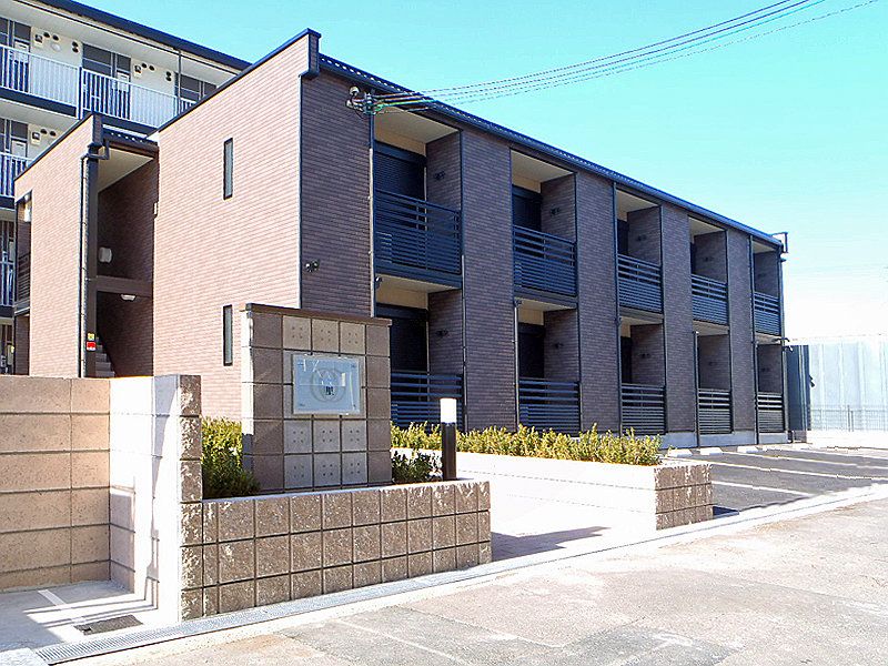 レオネクスト里の外観画像