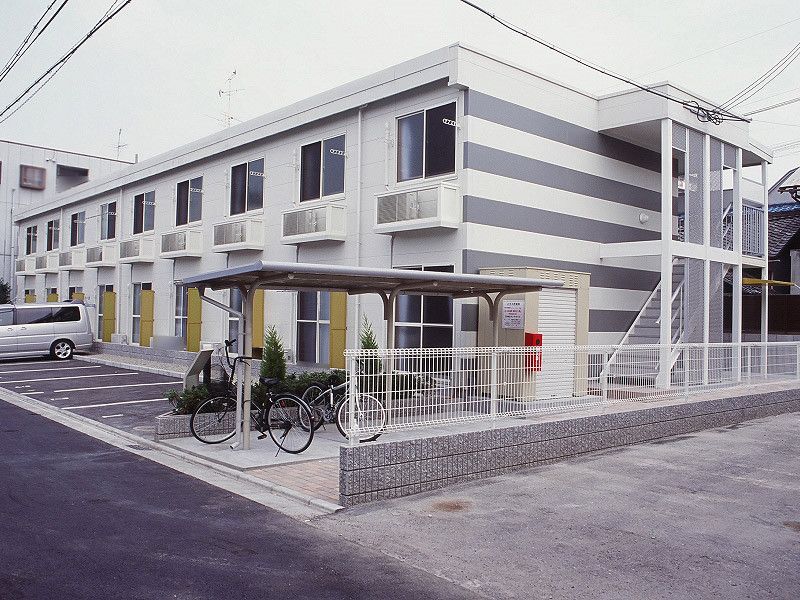 レオパレスシャルムの外観画像