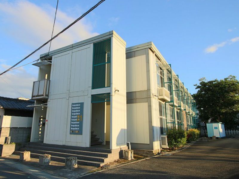 レオパレス茶園場の外観画像