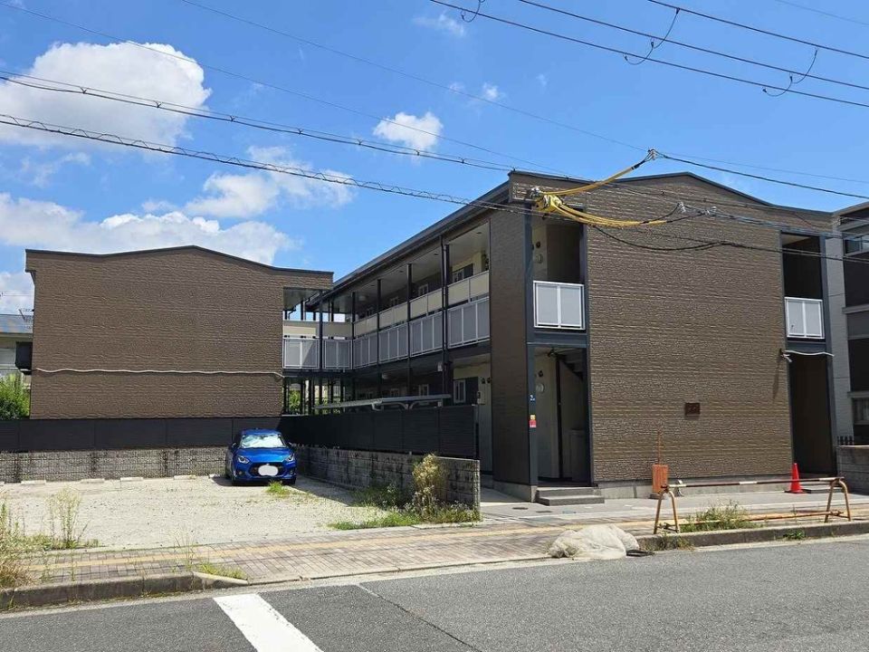レオパレスグリューナーの外観画像
