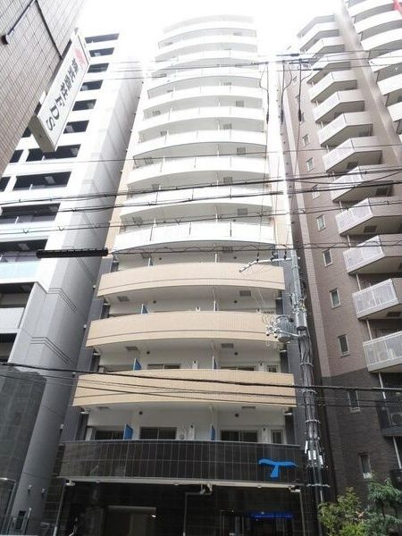 セレニテ堺筋本町リアンの外観画像