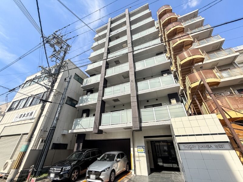 セオリー難波WESTの外観画像