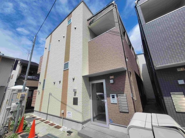 リバーサイドテラス中宮の外観画像
